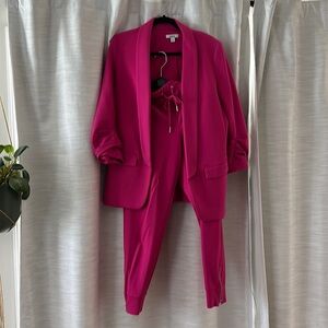 bar III Pink jogger/suit